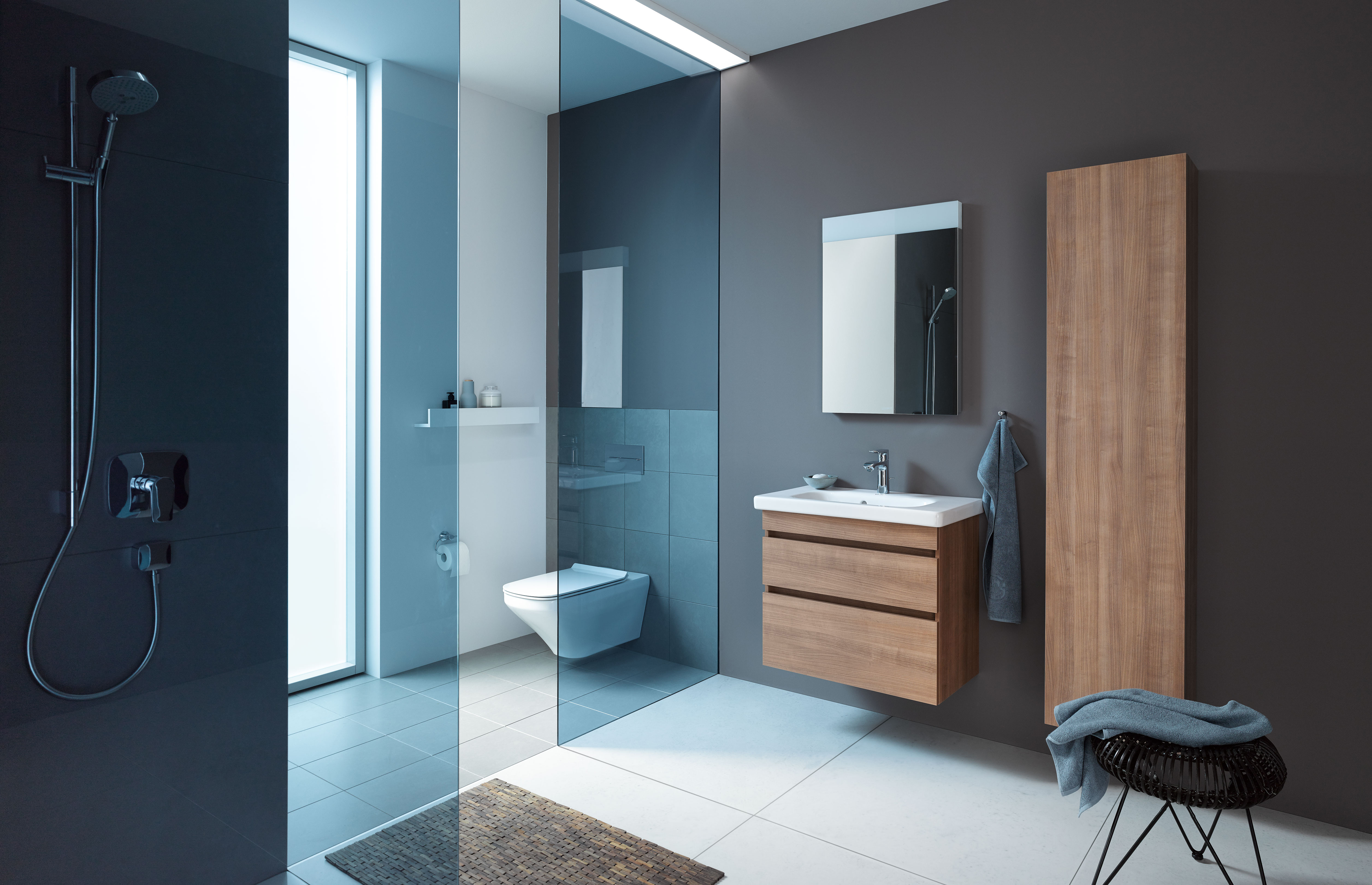 Bagno moderno con mobili DuraStyle