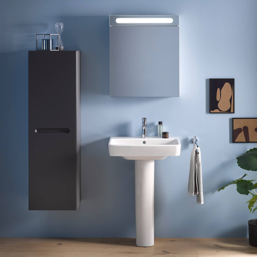 Duravit No.1 washbasin with standing column
