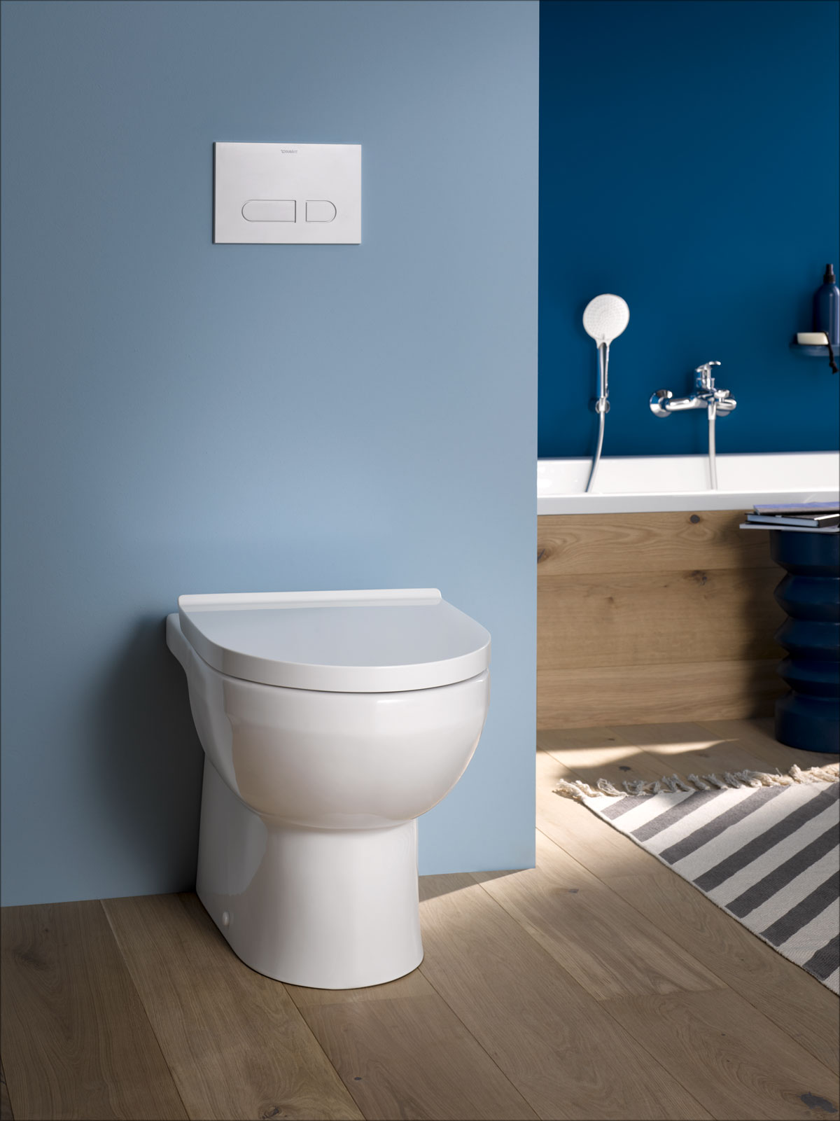 Floor standing Duravit No.1 toilet
