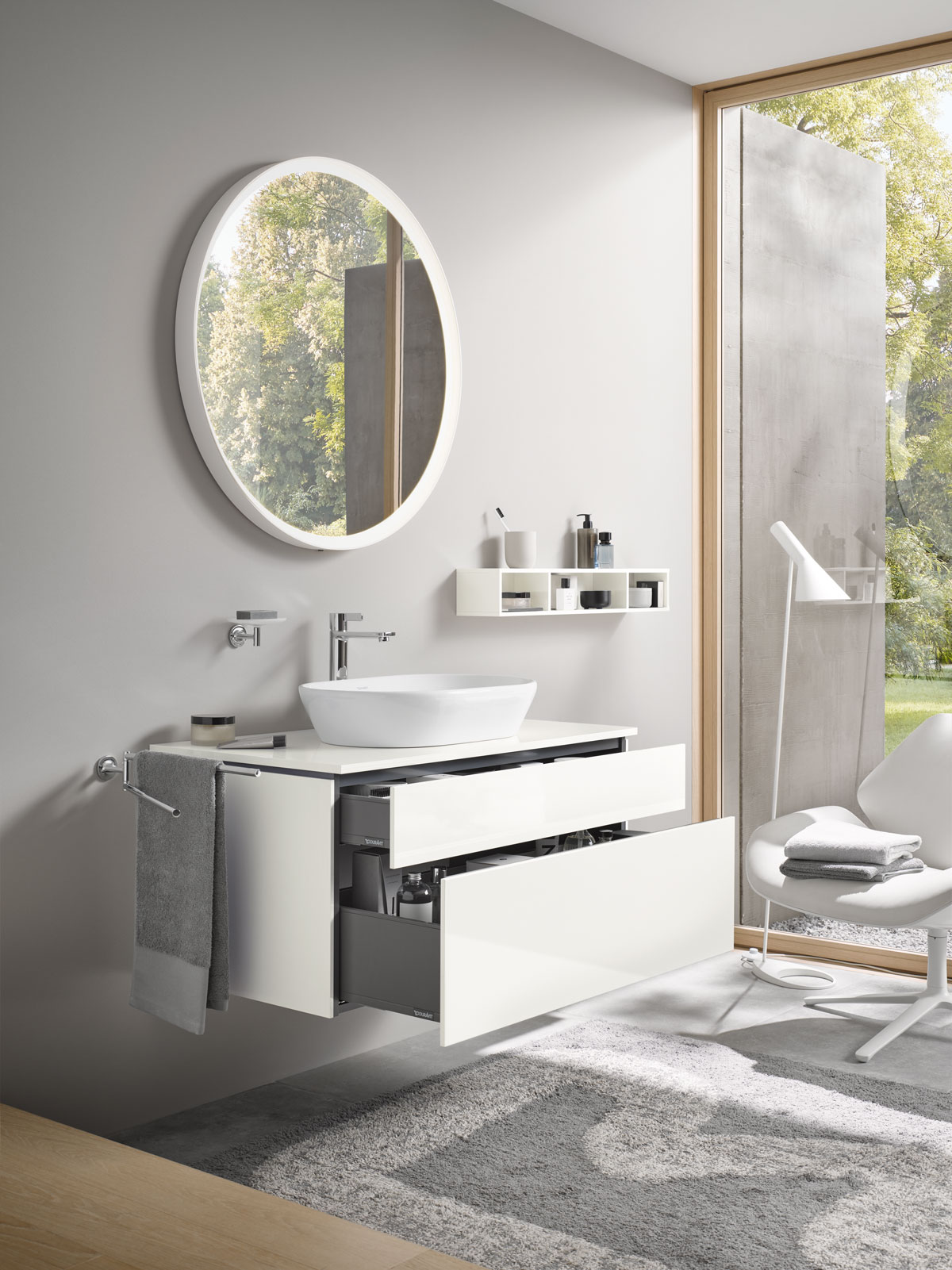 Lavabo consolle c-shaped con mobile L-Cube ed elemento a giorno in Bianco