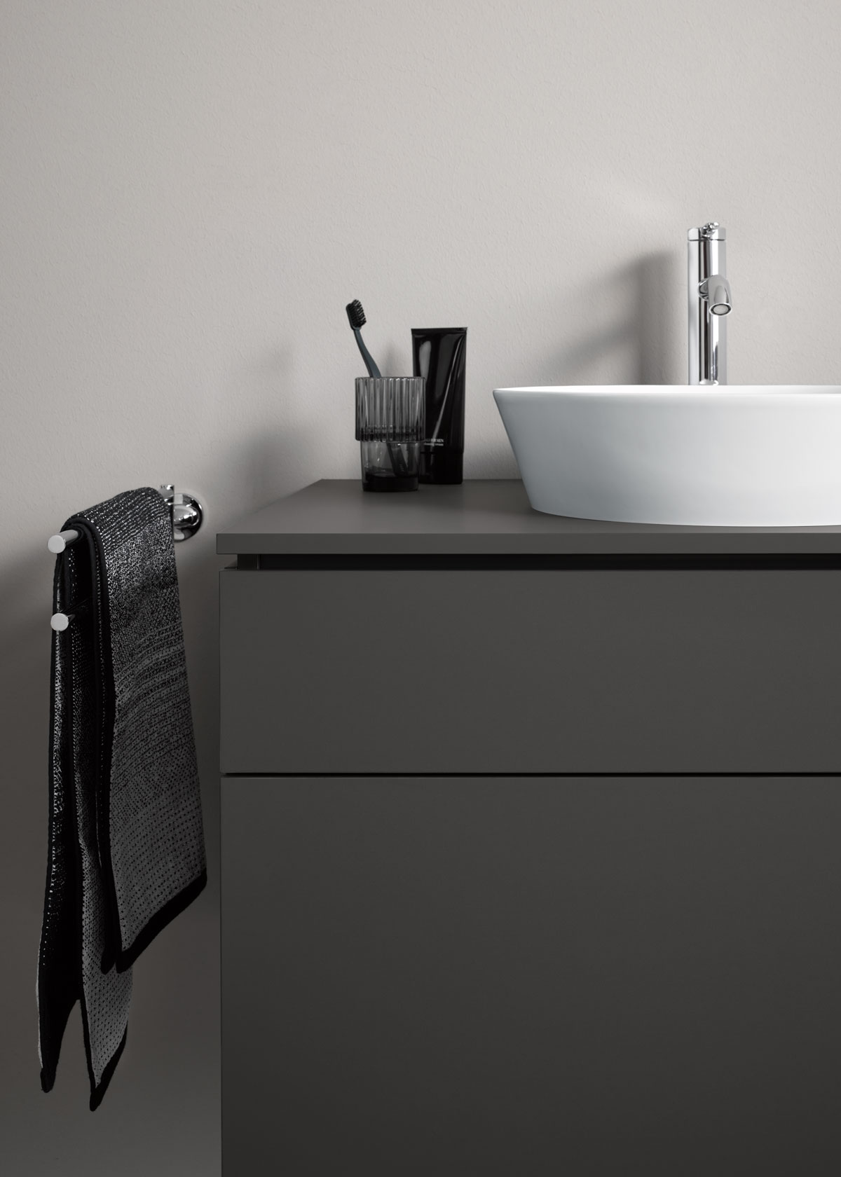 Lavabo consolle c-shaped con L-Cube
