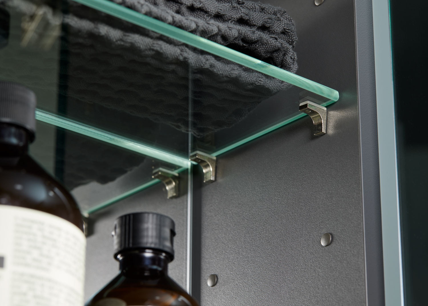 Glass insert in Duravit mirror cabinet