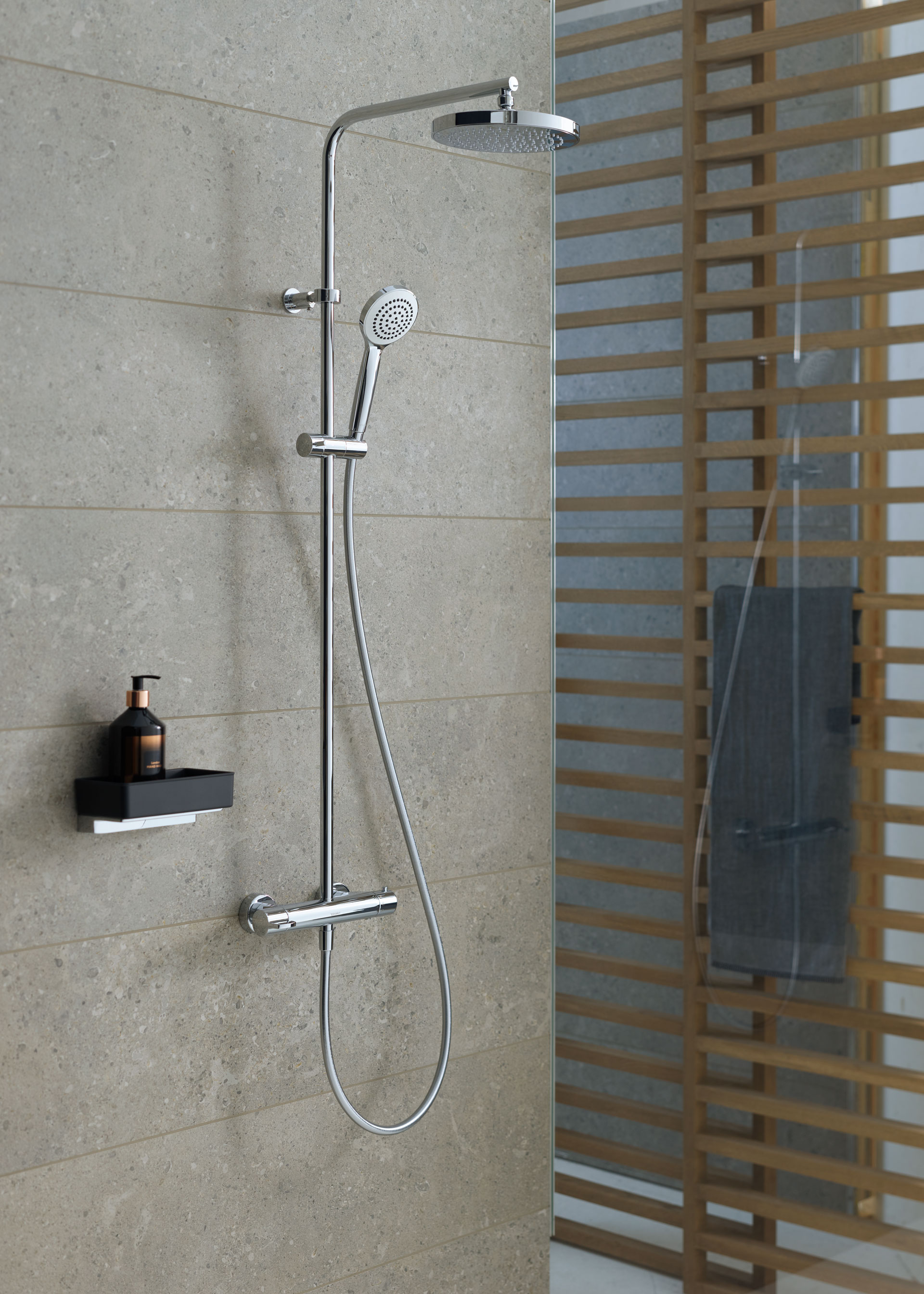 B2 Shower-system on a tiled wall
