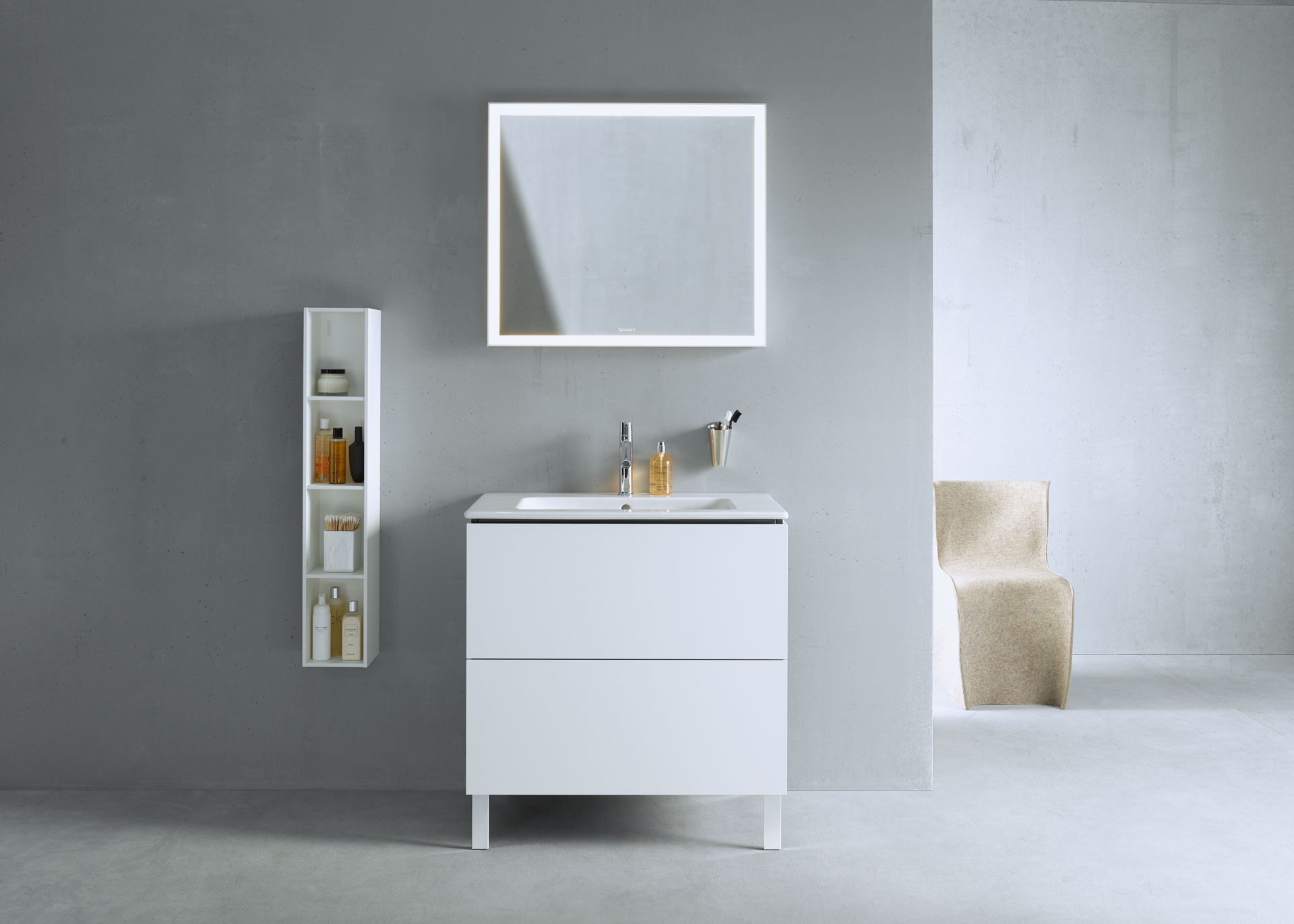 Vertical bathroom shelf next to washbasin
