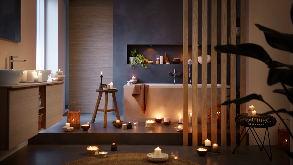 Bathroom with bathtub and lights
