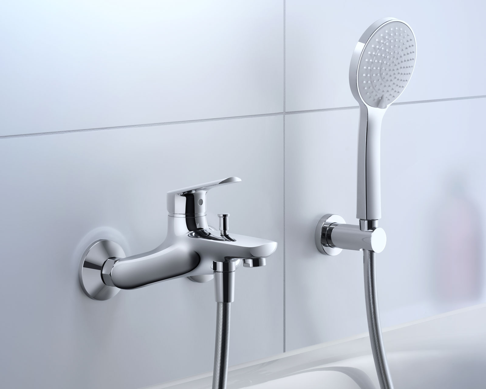 Bathtub faucet outlet