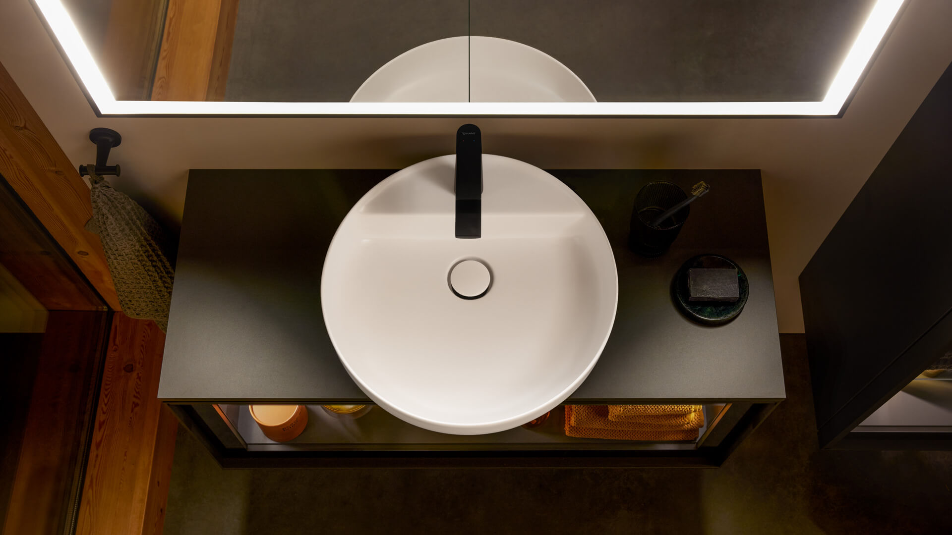 round countertop sink
