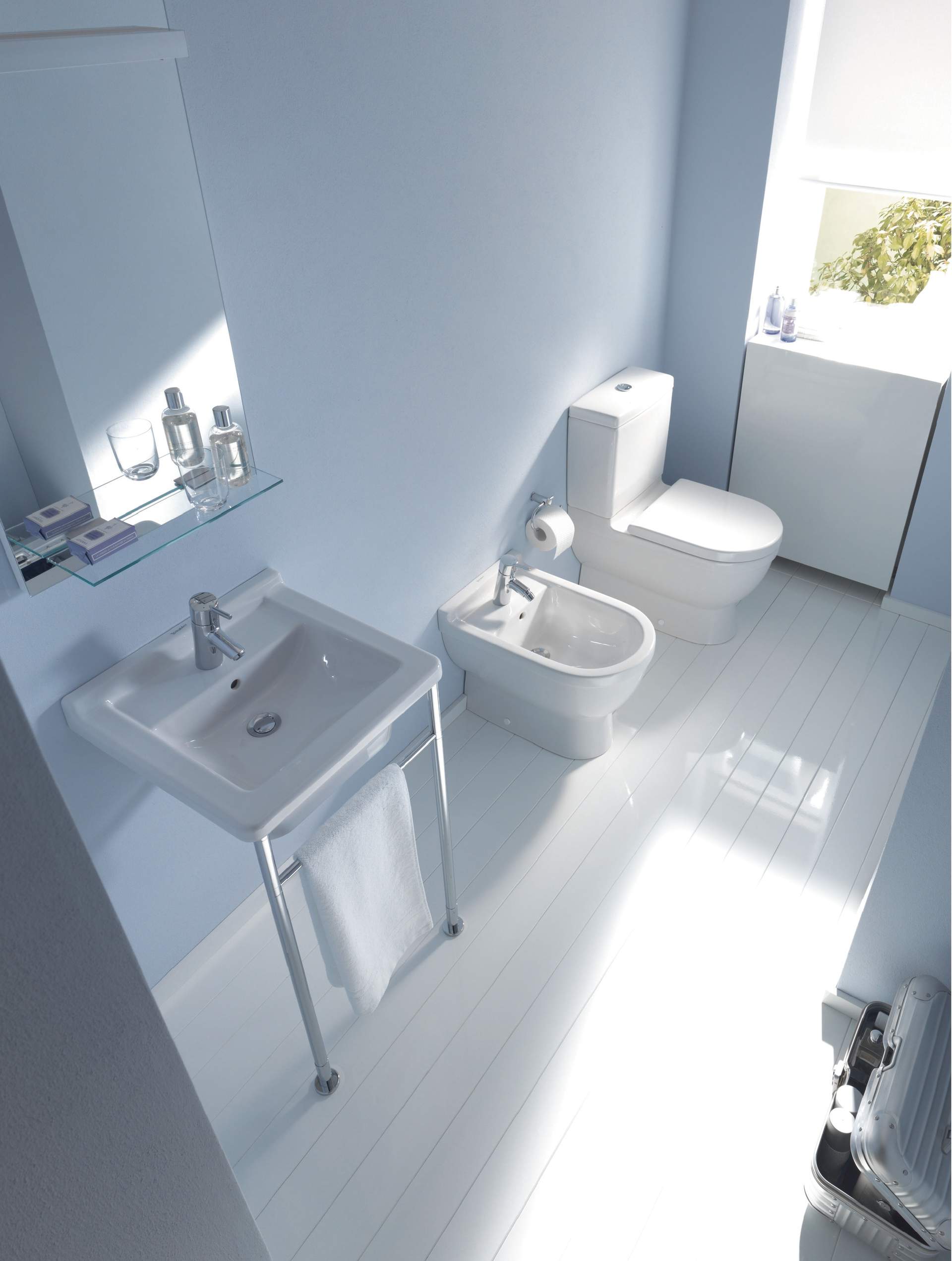 Barrier-free bathroom with height toilet
